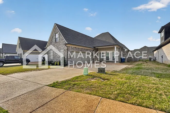 5185 Watson View Dr — Photo 3