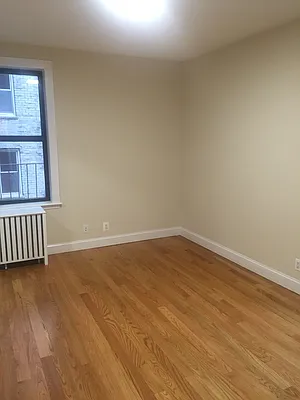 Rented by Grand Group Realty | media 9