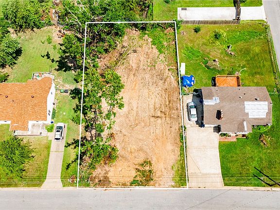3rd image of 1203 W Cypress St #16