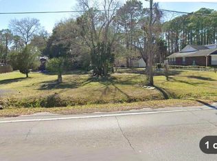256 12th St, Apalachicola, FL 32320