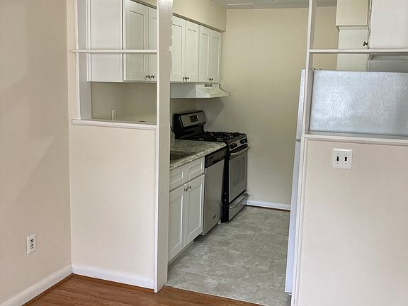 2nd image of 3355 University Blvd W #T1