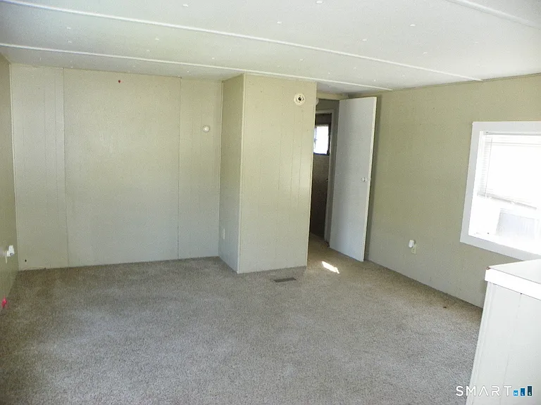 11 Woodland Dr — Photo 5