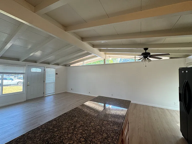 1531 Minnesota St — Photo 9