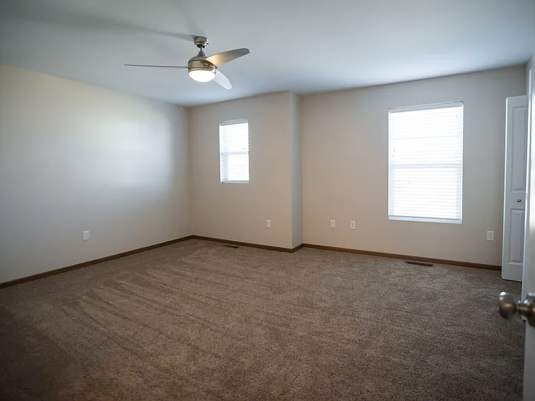 Hickory Hill Residences-Apartments — Photo 9