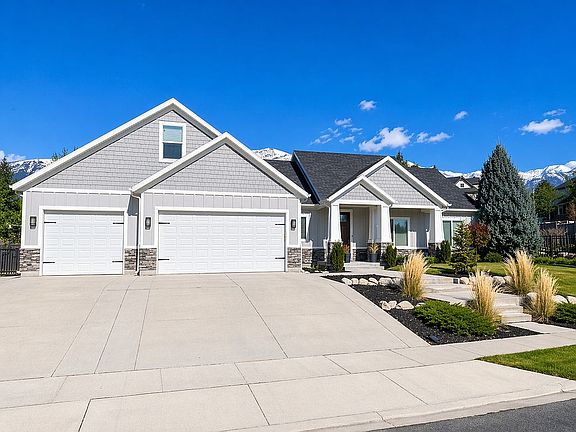 3rd image of 50 E Hunters Ridge Cir