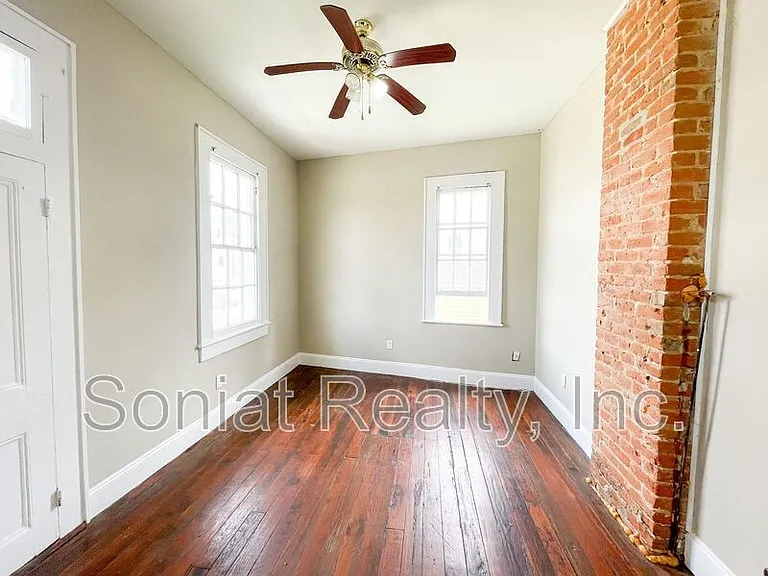 1438 N Villere St — Photo 8