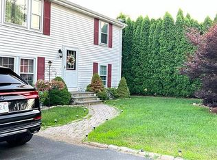 22 Scranton Ave, Warwick, RI 02888