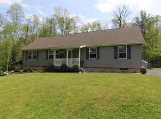 90 Hurd Rd, Harpursville, NY 13787