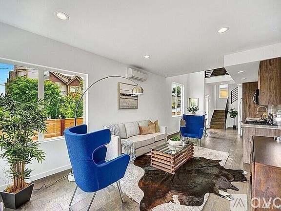 3rd image of 1560 NW 58th St #1560