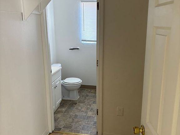 5th image of 403 N School St Unit 2