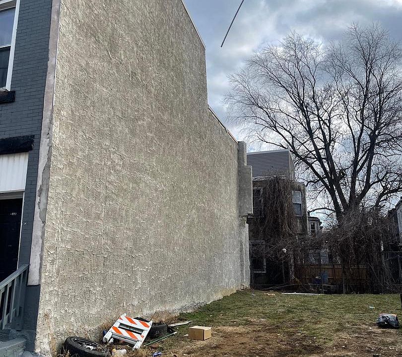 1st image of 3014 W Susquehanna Ave