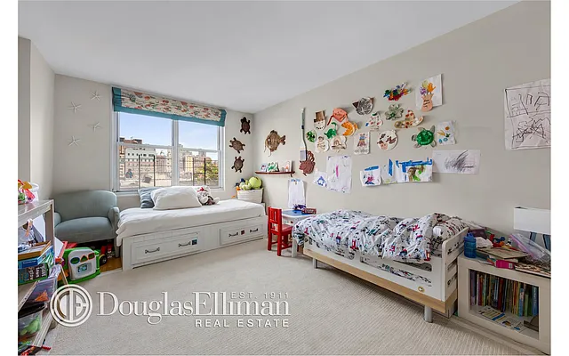 Sold by Douglas Elliman | media 19