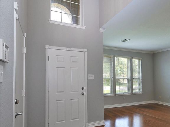 4th image of 7818 Bighorn St