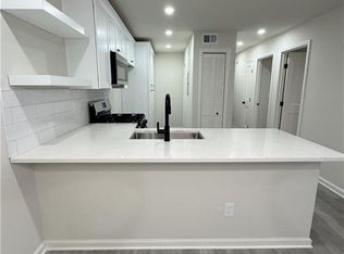 596 Windchase Ln, Stone Mountain, GA 30083