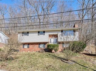 1240 Paula Rd, Charleston, WV 25314