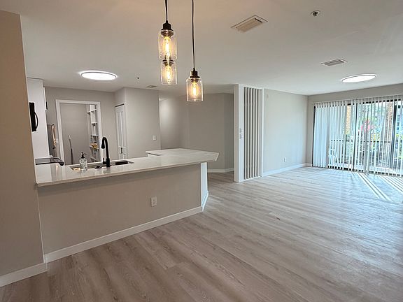4th image of 4002 Crockers Lake Blvd APT 111