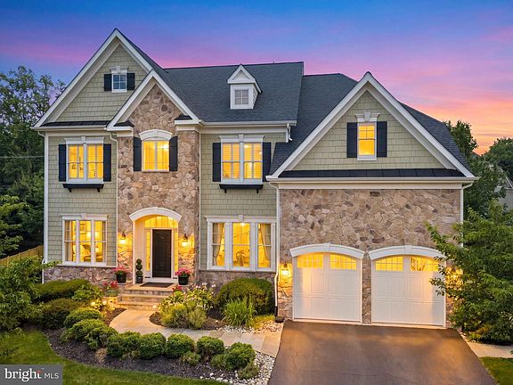 2nd image of 6189 Adeline Ct