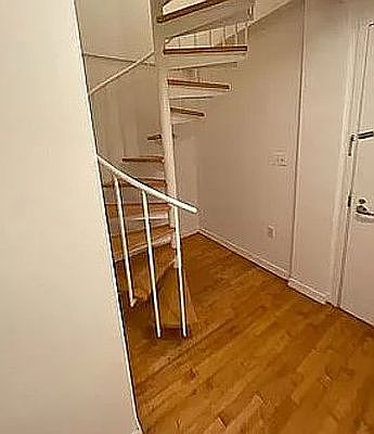 3rd image of 190 E 7th St APT 102