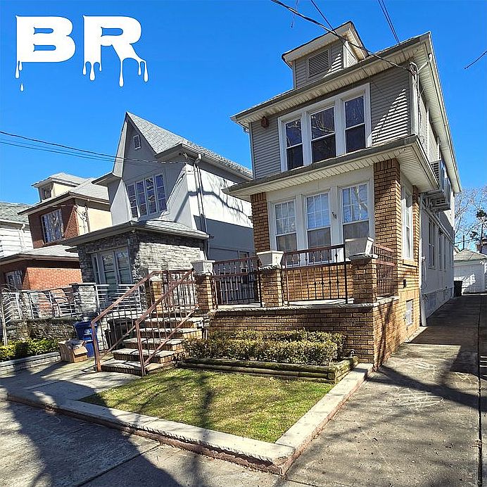 1st image of 1725 E 28th St