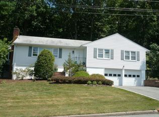 37 Morningside Cir, Little Falls, NJ 07424