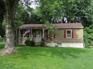 404 SW 18th St, Blue Springs, MO 64015