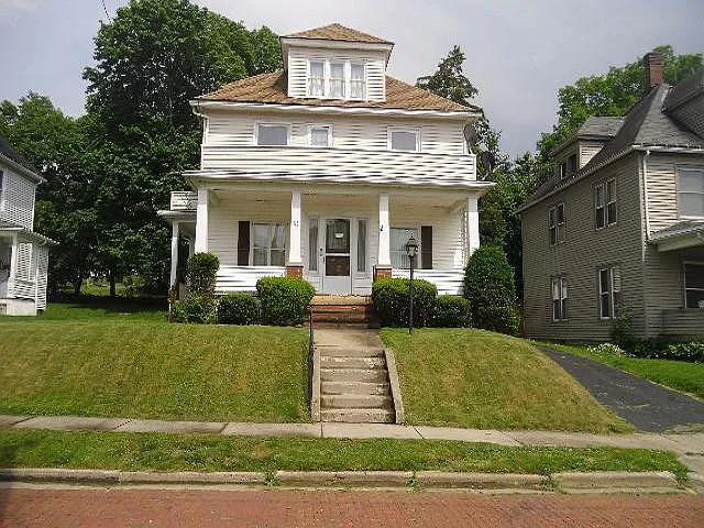 118 Wescott St photo 1