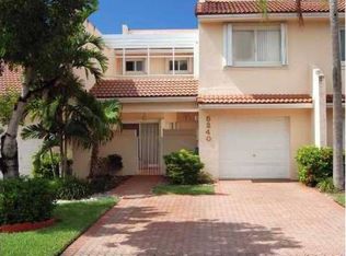 5240 NW 102nd Ct, Doral, FL 33178