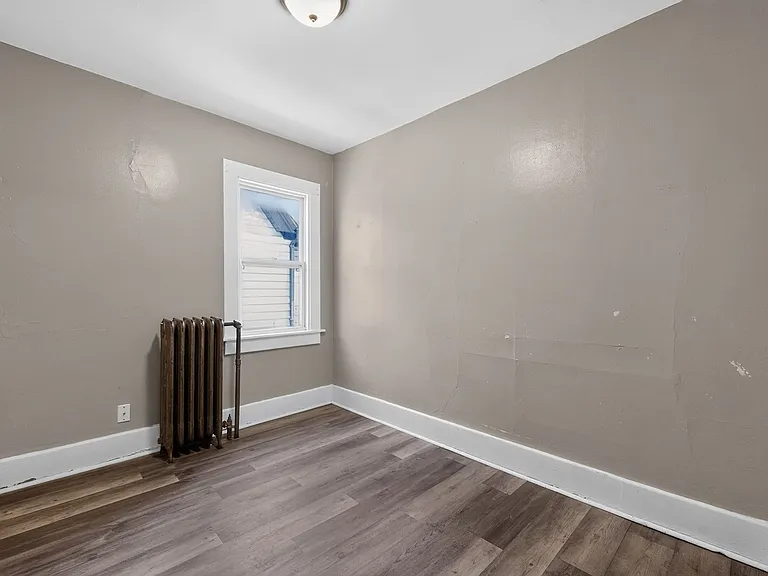 3045 N Dr William Finlayson St — Photo 10