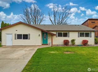 303 Dehaven Street, Milton-Freewater, OR 97862