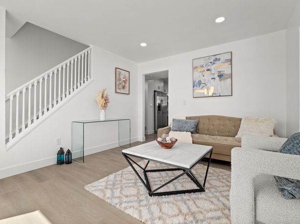 16333 E 17th Pl UNIT D