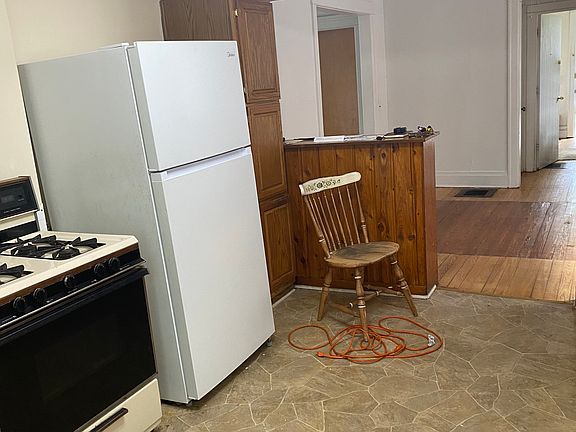 3rd image of 113 Frelinghuysen Ave