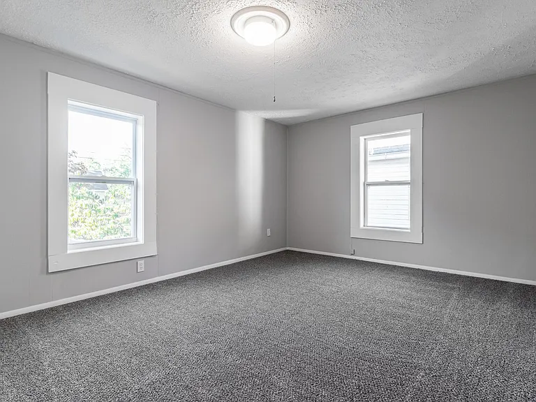 312 Upland Ave — Photo 23