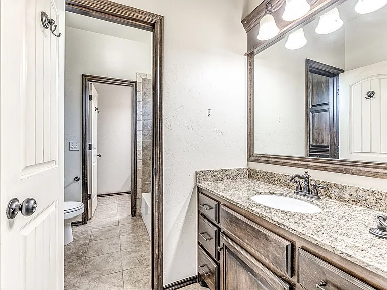 1441 Narrows Bridge Cir — Photo 34