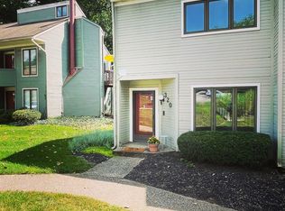 320 Crescent Spring Dr #1, Louisville, KY 40206