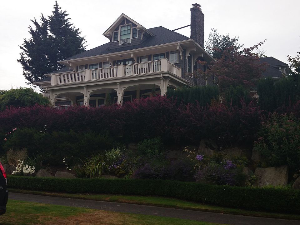 2nd image of 656 W Galer St