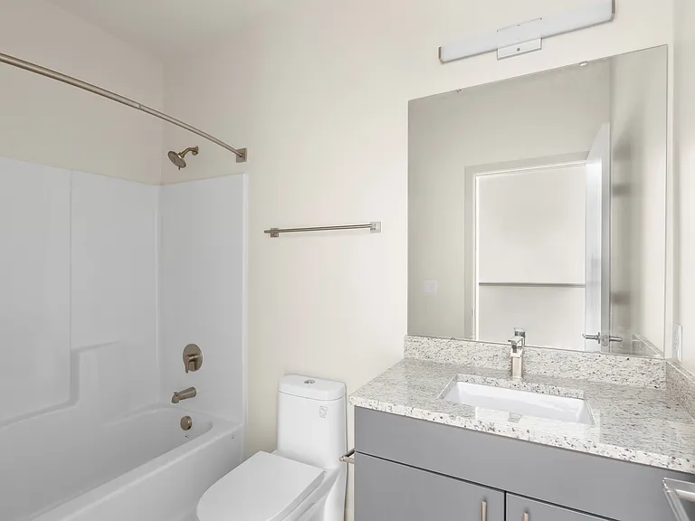 4453 Vista Ave #2 — Photo 4