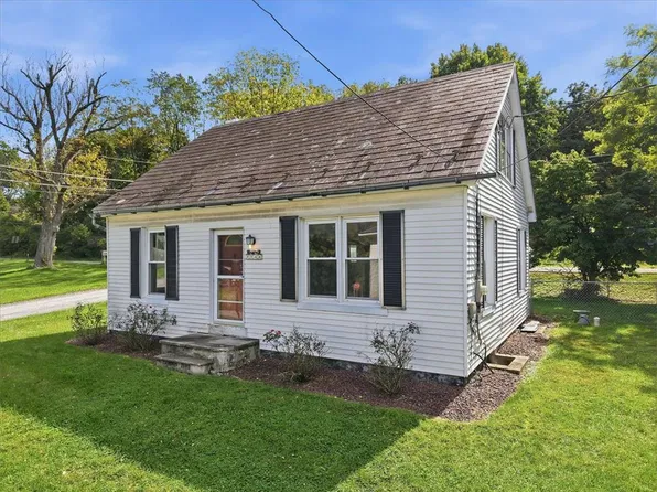 3744 Redbud Dr, Northampton, PA 18067