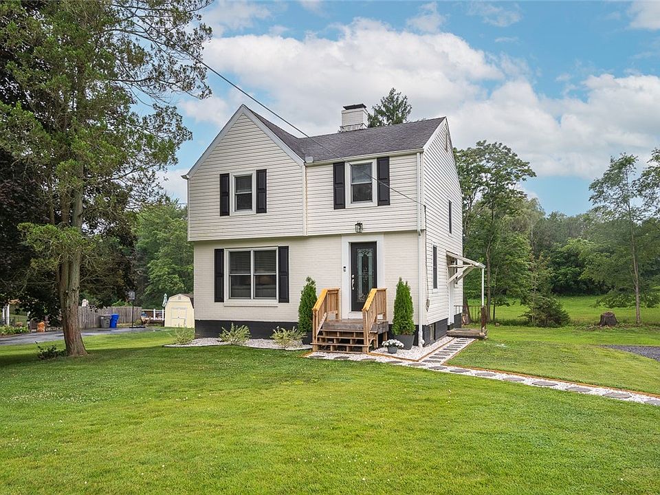 1st image of 4060 Circle Dr