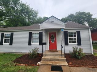 527 W Bell St, Springfield, MO 65803