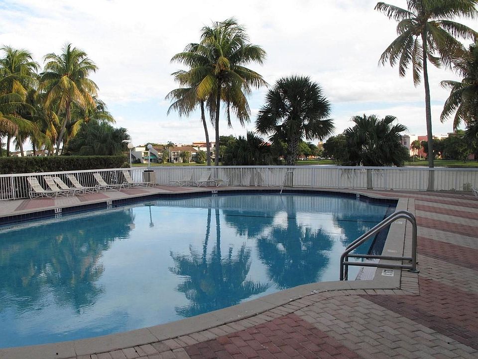 1st image of 9353 Fontainebleau Blvd APT A220