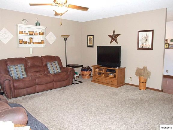 2nd image of 1104 Glen Meadow Dr