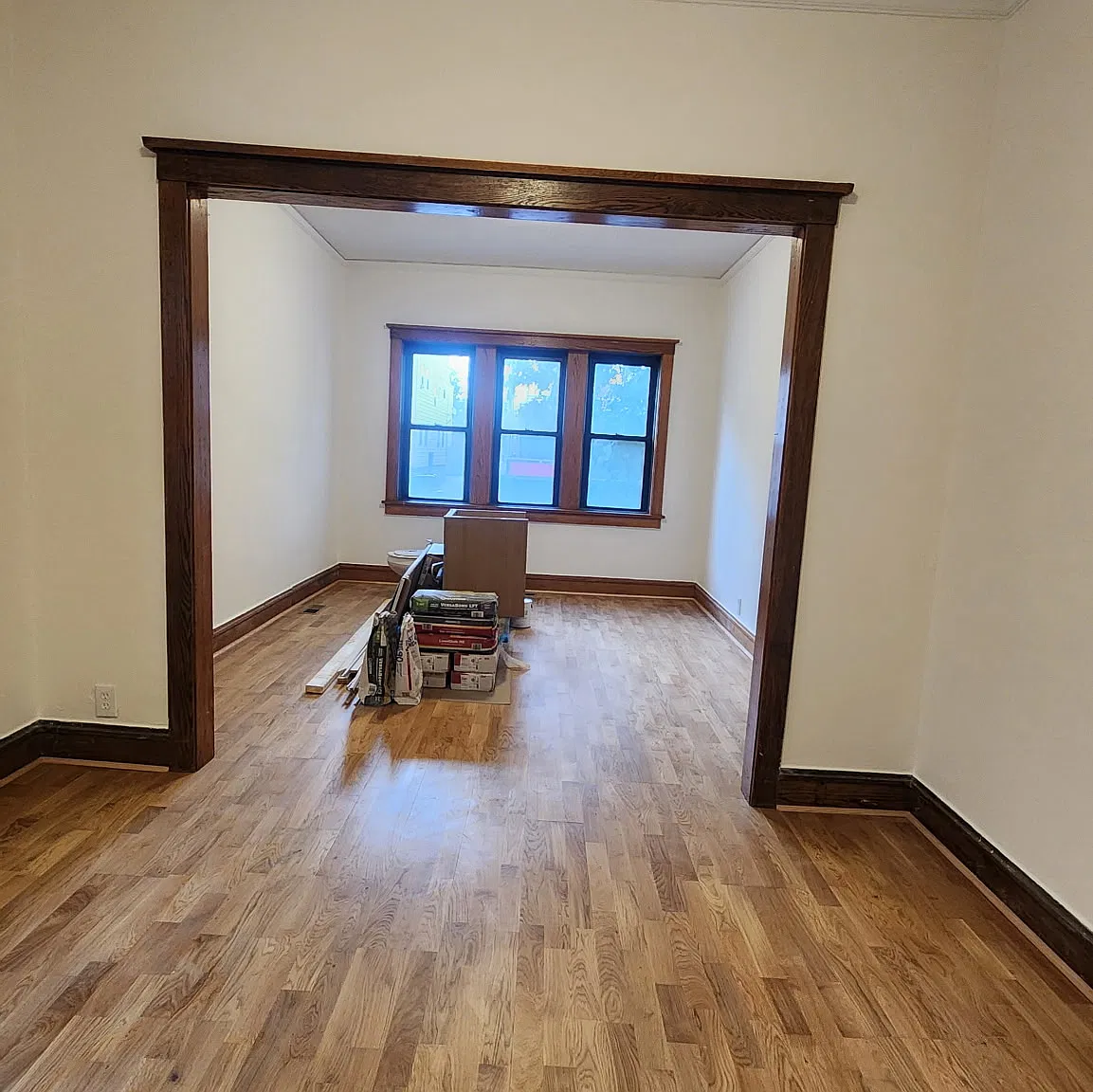 2 bed, 1000 sqft, $1,995 — Photo 2