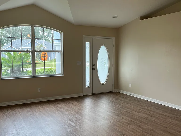 5889 SW 89th Pl — Photo 3