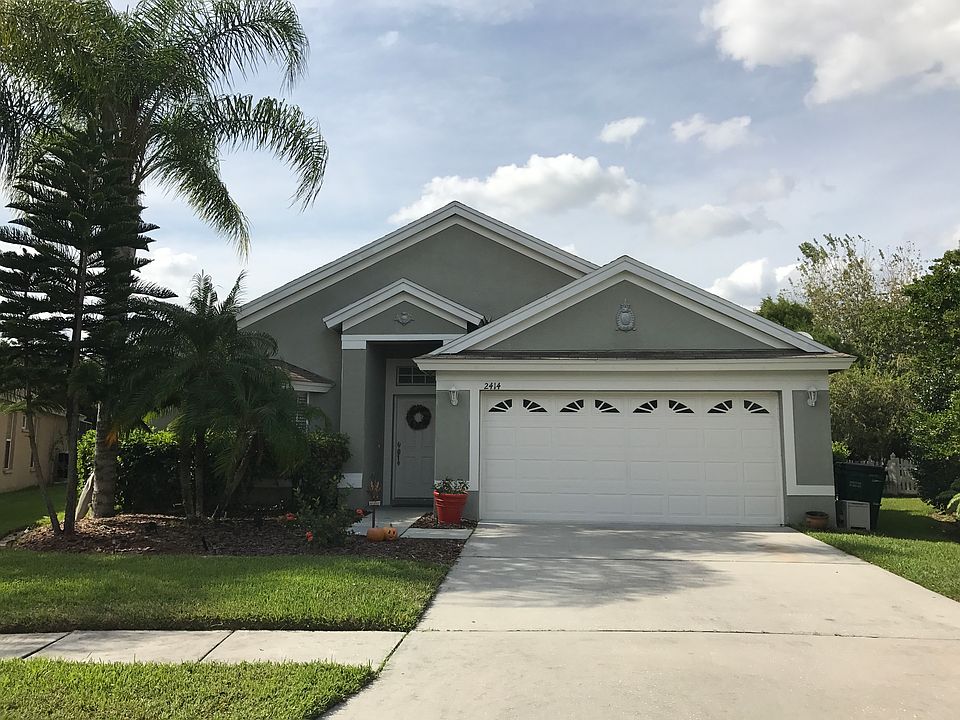 1st image of 2414 Rosehaven Dr
