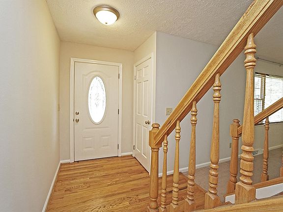 3rd image of 1731 Pheasant Hills Dr