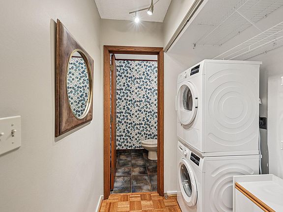 3rd image of 1200 Nicollet Mall APT 426