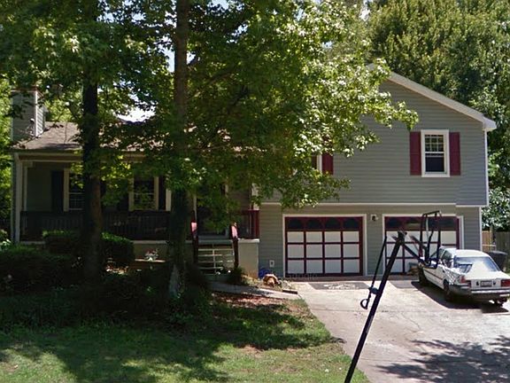 3rd image of 245 Hickory View Dr