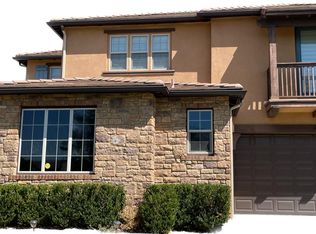 511 E Desert Willow Rd, Azusa, CA 91702