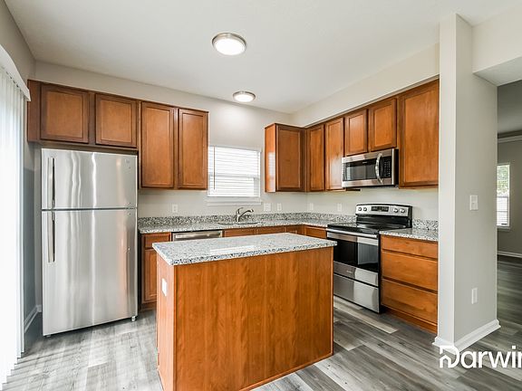 4th image of 4936 Long Iron Dr