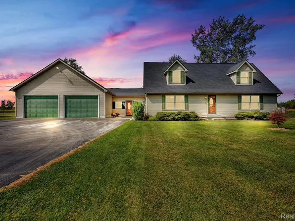8425 Duffield Rd, Flushing, MI 48433